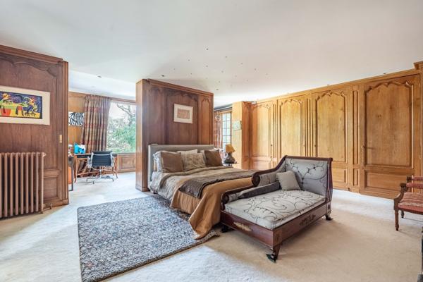 Magnifique duplex avec jardin au pied du golf de Saint-Cloud