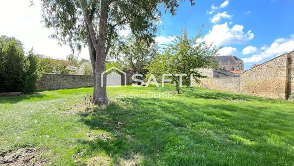 Maison en pierre 4 chambres à fort potentiel