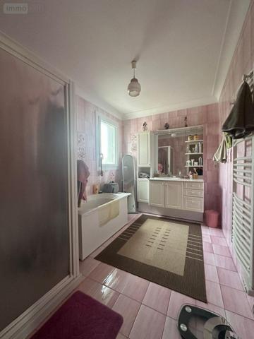 Maison à vendre à Gennes-Longuefuye en Mayenne (53200), ref : 100173101-53088