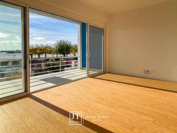 Appartement
                                                                                                                                                                                                                                                                                                                        3 pièce(s)                                                                                                                                                                                                          2 chambre(s)                                                                                                                                                                                                          59  m²