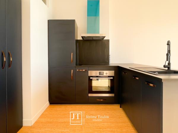 Appartement
                                                                                                                                                                                                                                                                                                                        3 pièce(s)                                                                                                                                                                                                          2 chambre(s)                                                                                                                                                                                                          59  m²