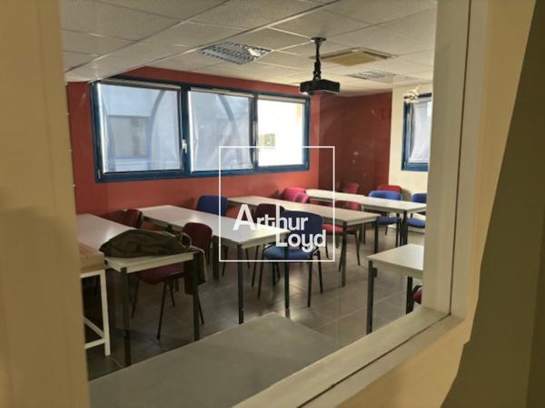 Bâtiment de bureaux à vendre à Toulouse - proche métro - ERP 5