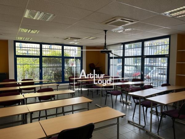 Bâtiment de bureaux à vendre à Toulouse - proche métro - ERP 5