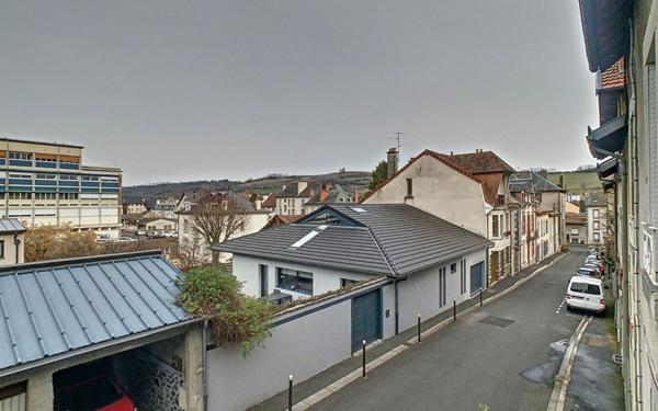 Appartement à louer    3 pièces • 69,52 m2 Aurillac
