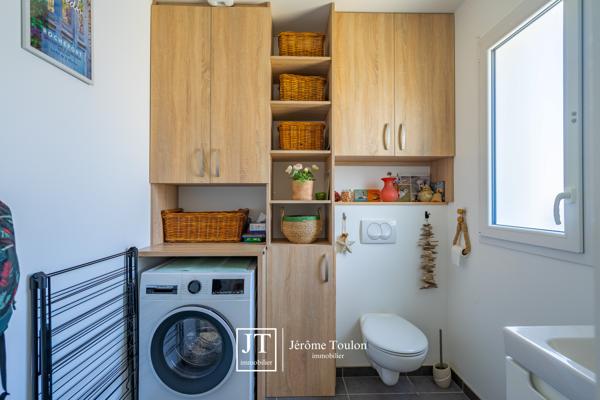 Maison
                                                                                                                                                                                                                                                                                                                        3 pièce(s)                                                                                                                                                                                                          2 chambre(s)                                                                                                                                                                                                          67  m²