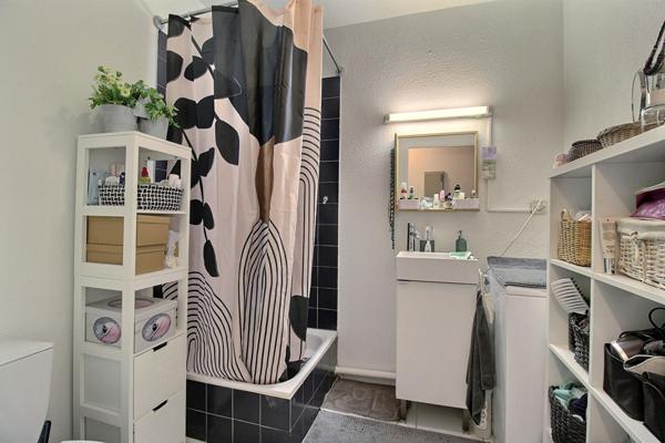 Tour de la Babotte / Place Laissac | T1 en exclusivité avec terrasse rare en centre-ville