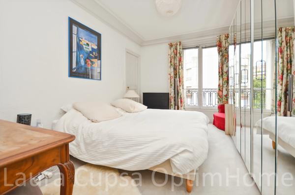 PARIS 15E GARE MONTPARNASSE - 8 MIN METRO L6 ET L12 - 2P - 44,64 M² - CAVE - LOCAL VELOS