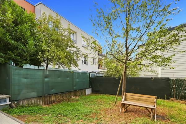 ROMAINVILLE – 3 PIÈCES 68 M² – ASCENSEUR PARKING - BALCON VUE JARDIN - CALME