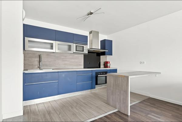ROMAINVILLE – 3 PIÈCES 68 M² – ASCENSEUR PARKING - BALCON VUE JARDIN - CALME