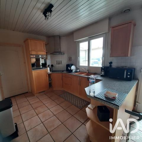 Maison à vendre 4 pièces 140 m² Le Faouët