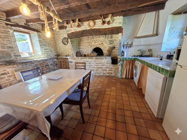 Domaine d'Exception en Quercy : Un Hameau de Pierre au Coeur du Causse de Gramat750 m2 Gramat