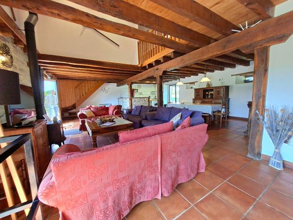 Domaine d'Exception en Quercy : Un Hameau de Pierre au Coeur du Causse de Gramat750 m2 Gramat