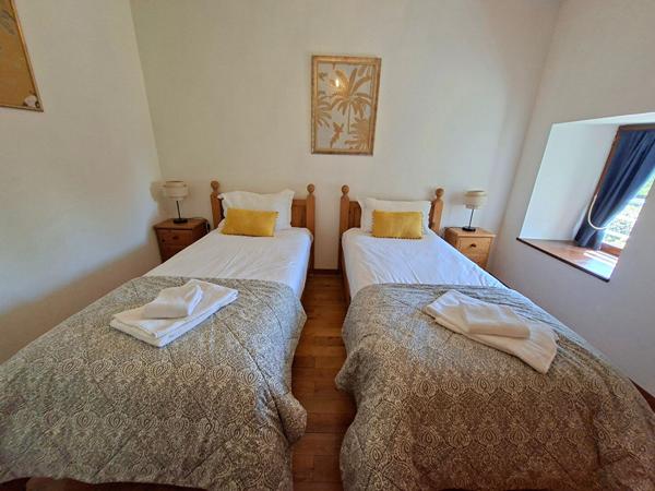 Domaine d'Exception en Quercy : Un Hameau de Pierre au Coeur du Causse de Gramat750 m2 Gramat