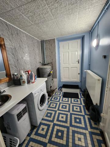 Alloue - Maison avec 4 chambres, garage, terasse couverte, jardin Alloue