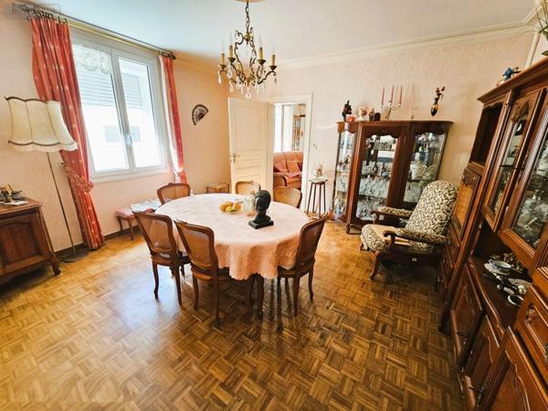 Maison à vendre à Cinq-Mars-la-Pile dans l'Indre-et-Loire (37130), ref : 013/1475   
LANGEAIS