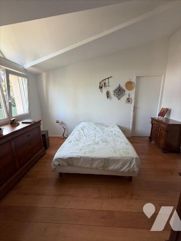 A 10 minutes de Gourvily, 10 minutes du centre-ville Charmante maison d'habitation en pierre co...