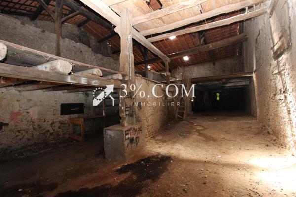 Maison
                                                                                                                                                                                                                                                                                                                        3 pièce(s)                                                                                                                                                                                                          2 chambre(s)                                                                                                                                                                                                          103  m²