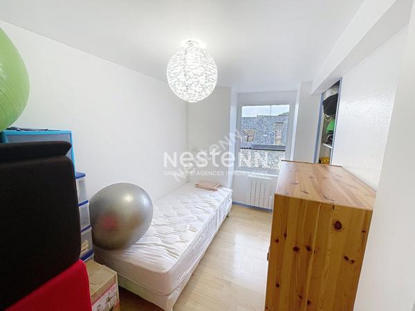 Maison familiale avec 5 chambres, jardin et garage - La Meignanne