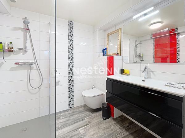 Maison familiale avec 5 chambres, jardin et garage - La Meignanne