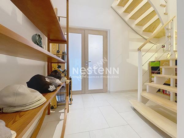 Maison familiale avec 5 chambres, jardin et garage - La Meignanne