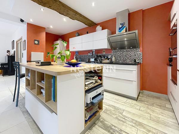 Maison familiale avec 5 chambres, jardin et garage - La Meignanne