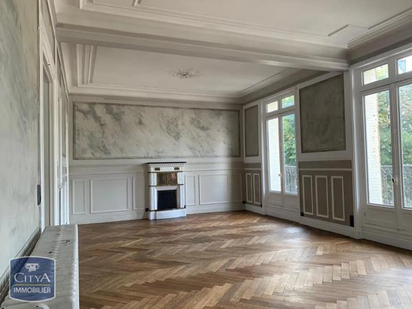 Appartement à louer 3 pièces 98.3m² Dijon (21000)