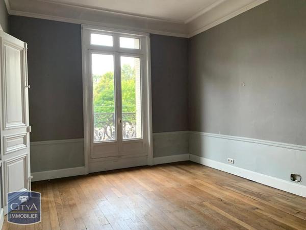 Appartement à louer 3 pièces 98.3m² Dijon (21000)