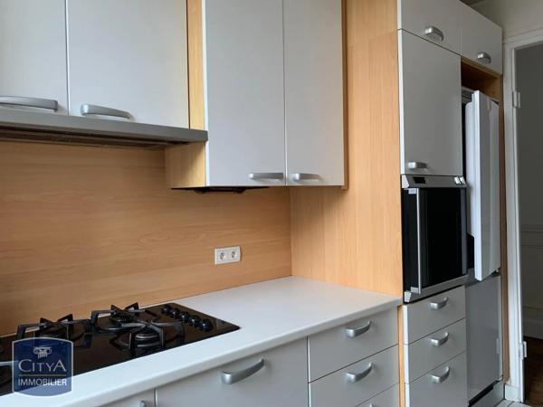 Appartement à louer 3 pièces 98.3m² Dijon (21000)