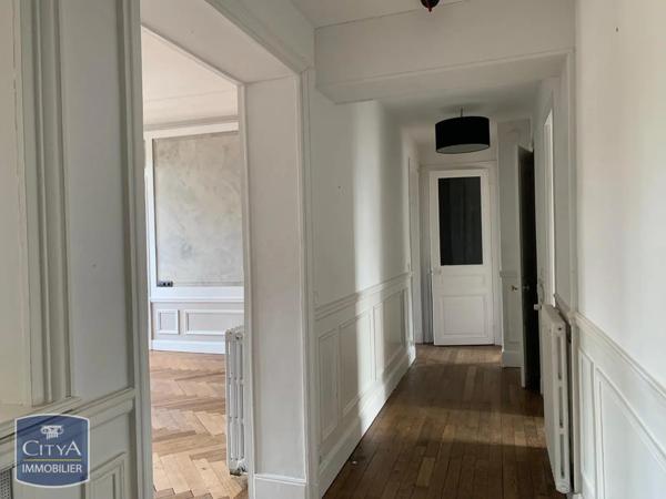 Appartement à louer 3 pièces 98.3m² Dijon (21000)