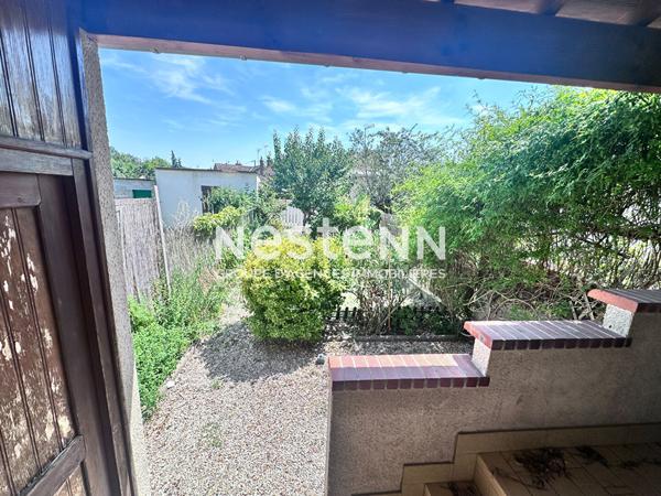 Charmante maison de 61.70 m² à vendre avec 2 chambres, jardin, centre ville de Château-du-Loir (72500)