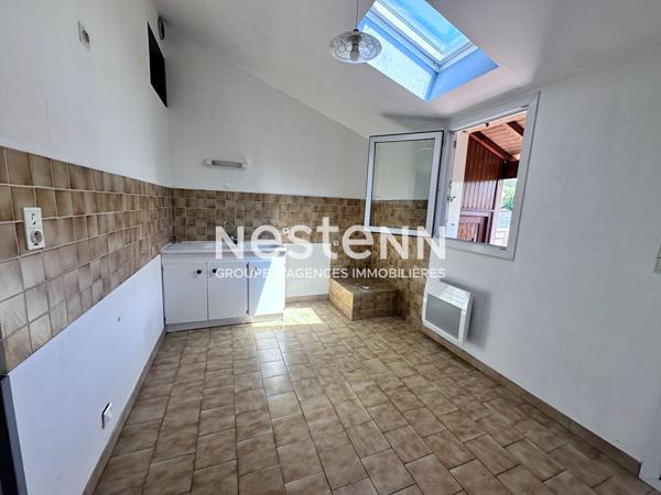 Charmante maison de 61.70 m² à vendre avec 2 chambres, jardin, centre ville de Château-du-Loir (72500)