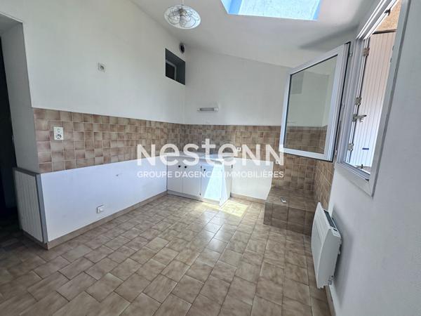 Charmante maison de 61.70 m² à vendre avec 2 chambres, jardin, centre ville de Château-du-Loir (72500)