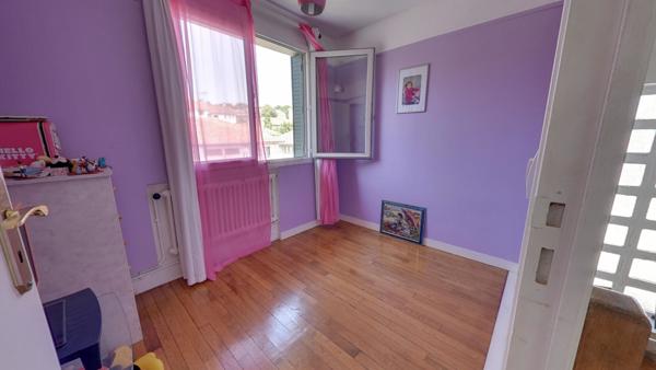 Maison Noisy Le Sec 4 pièce(s) 104 m2