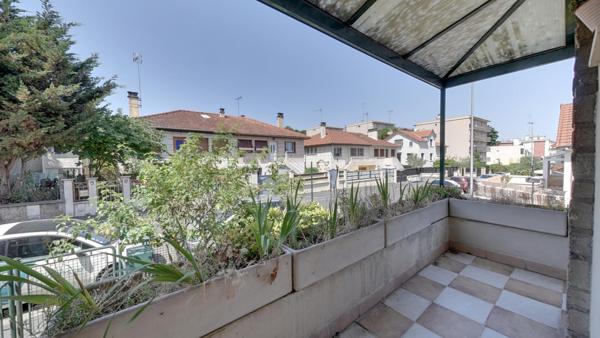 Maison Noisy Le Sec 4 pièce(s) 104 m2