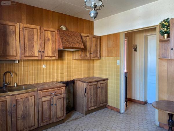 Appartement à vendre à Paray-le-Monial en Saône-et-Loire (71600), ref : A-P-SO   
SUD