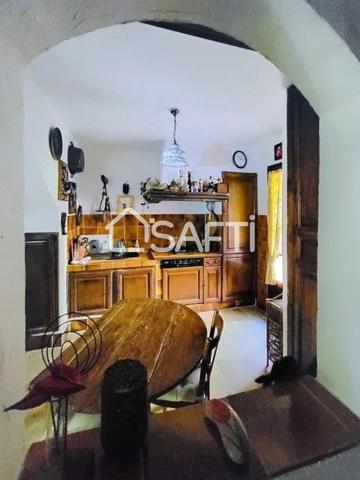 Ancienne bâtisse en pierre