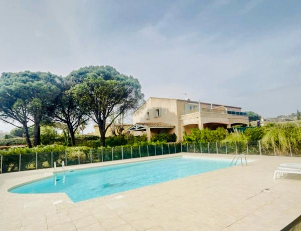 Grimaud (83310) Appartement 2 pièces à vendre à Grimaud