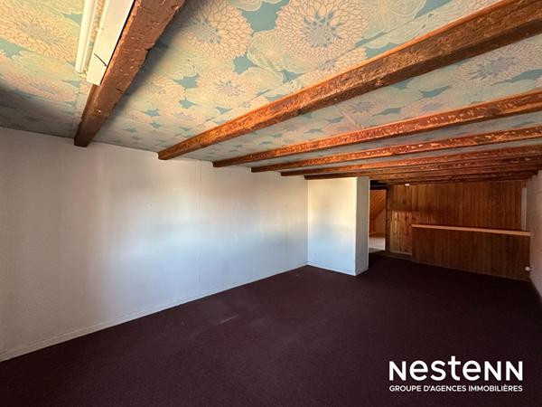 Maison de 116 m² avec jardin et dépendances -- idéal projet de rénovation - situé à Haguenau