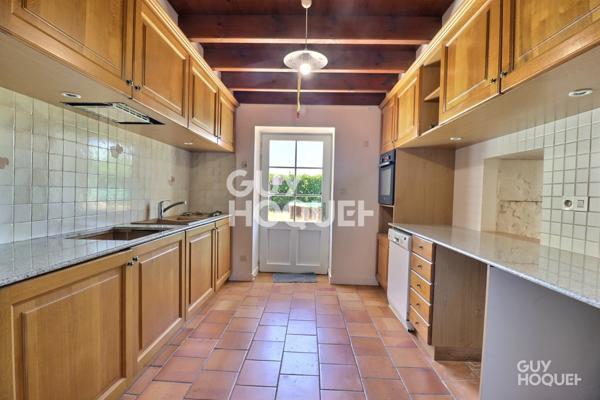 MAISON À VENDRE DE 9 PIÈCES DE 200,00 M²