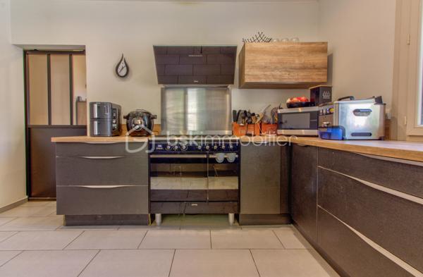 Maison traditionnelle de 142,76 m²