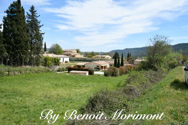 Dpt Var (83), à vendre SALERNES maison P6 de 135 m² - Terrain de 1700 m² - plain pied