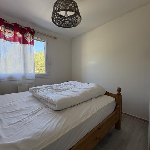 Appartement
         3 pièces
        - 46 m² 148 000 € *