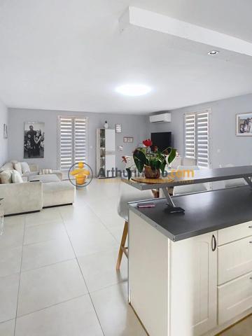 Vente                                                      Maison
                        
                     4 pièces                      100 m2                     à Saint-Laurent-de-la-Salanque