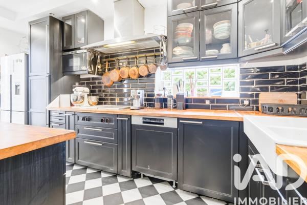 Maison à vendre 8 pièces 159 m² La Rochette
