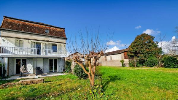 SAUVETERRE DE BEARN - Centre-ville