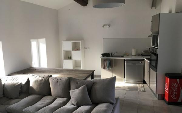 Appartement à louer    2 pièces •  Rochefort-du-Gard