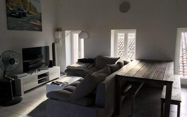 Appartement à louer    2 pièces •  Rochefort-du-Gard