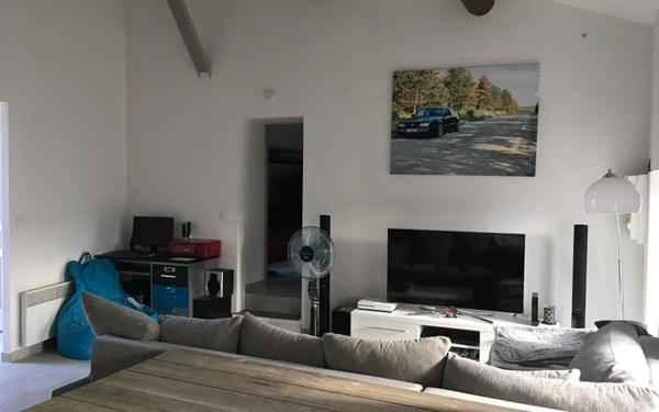 Appartement à louer    2 pièces •  Rochefort-du-Gard