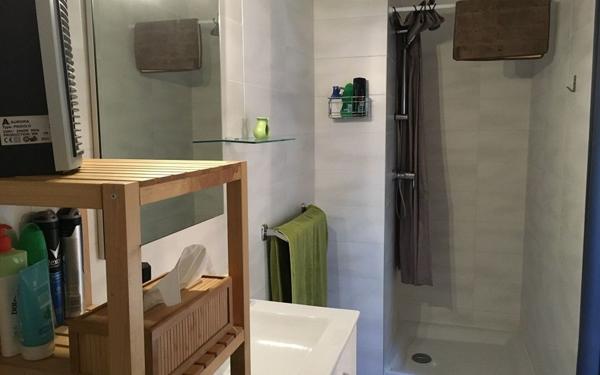 Appartement à louer    2 pièces •  Rochefort-du-Gard