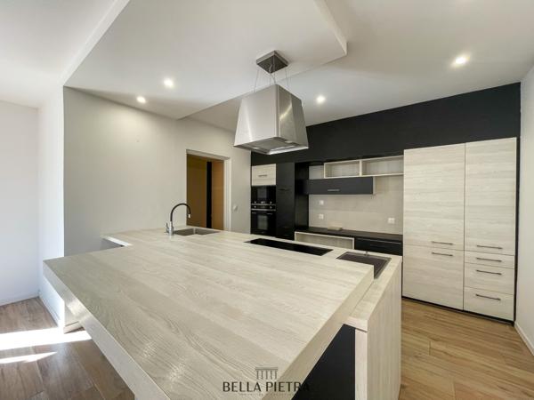 Saint-Georges-d'Orques (34680) Appartement en rez-de-jardin rénové avec goût